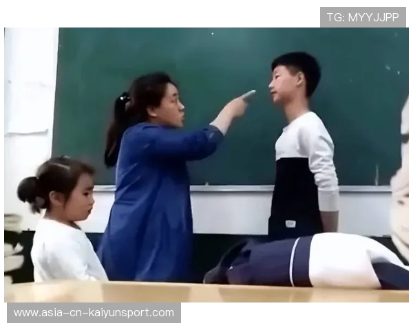 教师被家长顶撞辞职，反映的是系统性问题，教师被家长打应该如何处理