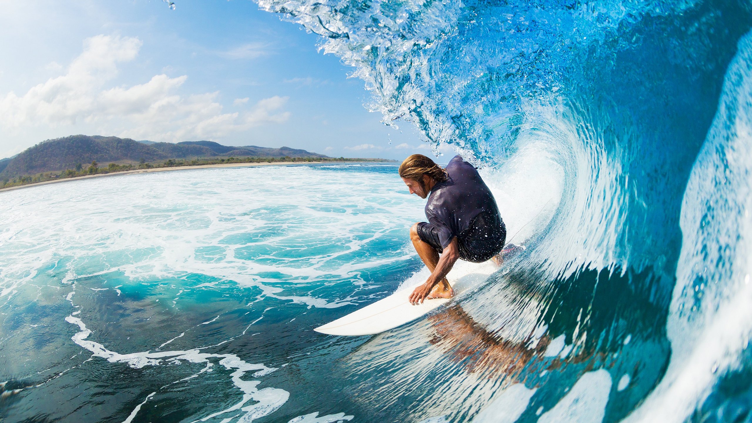 kaiyun体育app-仰泳技术娴熟荷兰女将轻松晋级，仰泳冠军视频